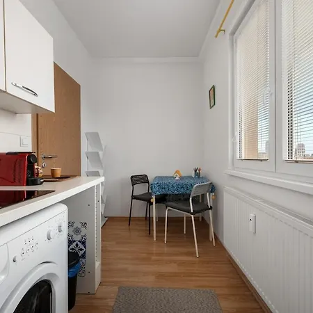 Kristalina * ブラチスラヴァ